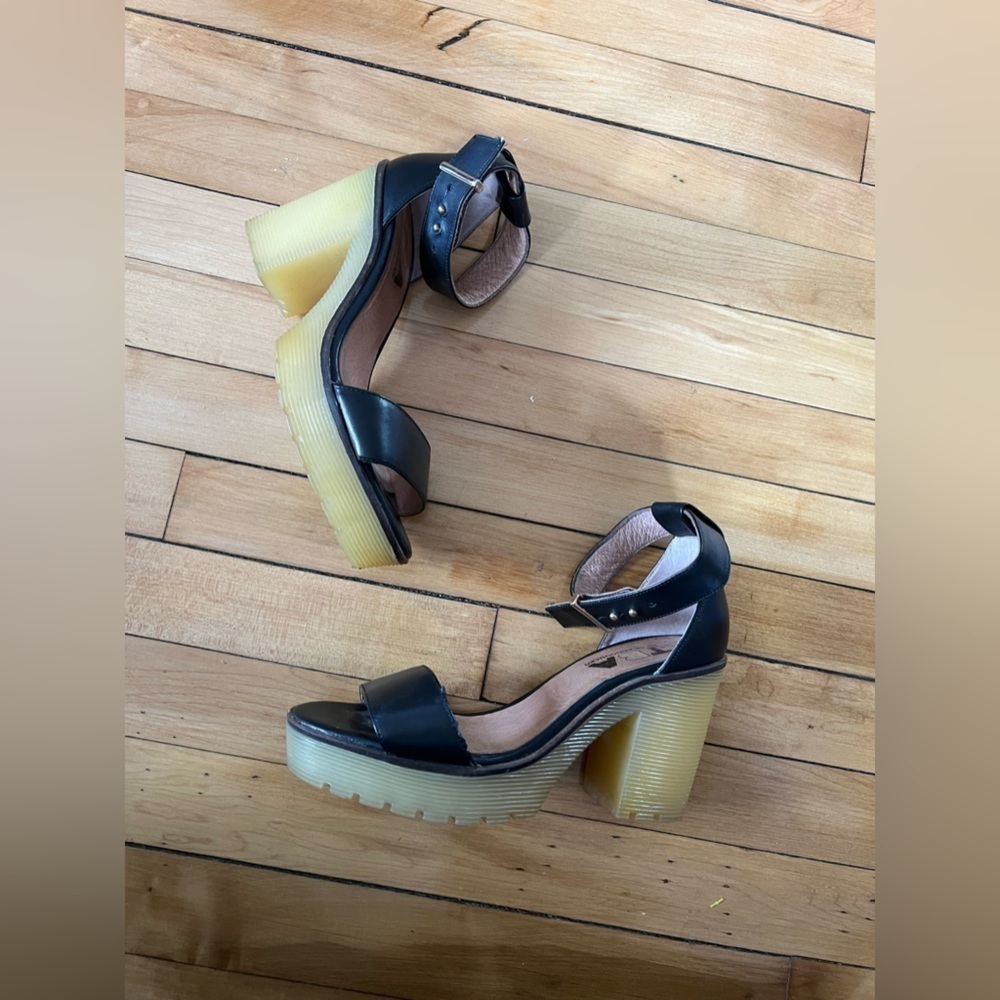 TBA To Be Announced Rubber Lug Sole Ankle-strap black Chunky Utility Thread Heel